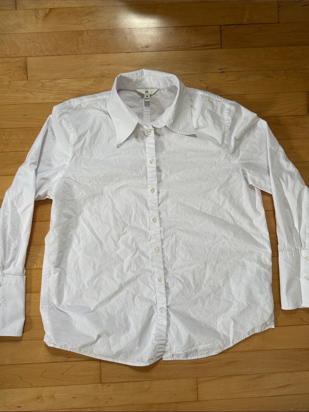 Banana Republic White Relaxed Fit 100% Cotton Button-Down Shirt Size M